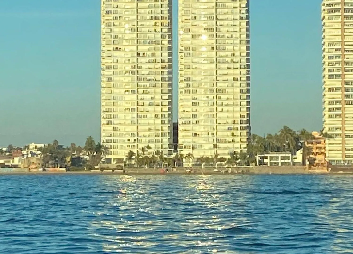 Casa de Férias Condominios De Lujo En El Corazon De La Zona Dorada En Camino Al Mar. Mazatlán
